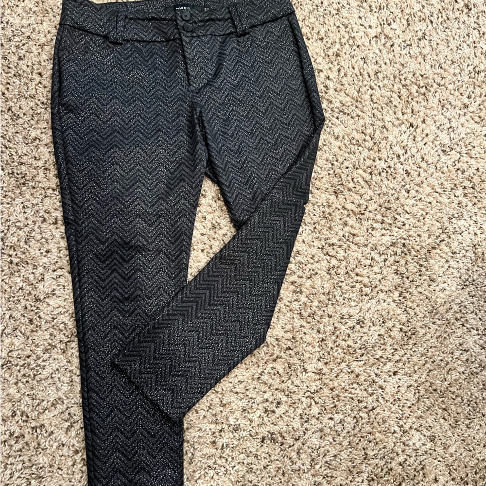 Torrid cropped ankle pants